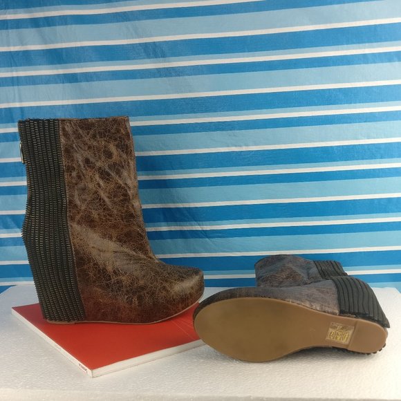 Jeffrey Campbell Brown Leather Ankle Boots - Picture 11 of 14